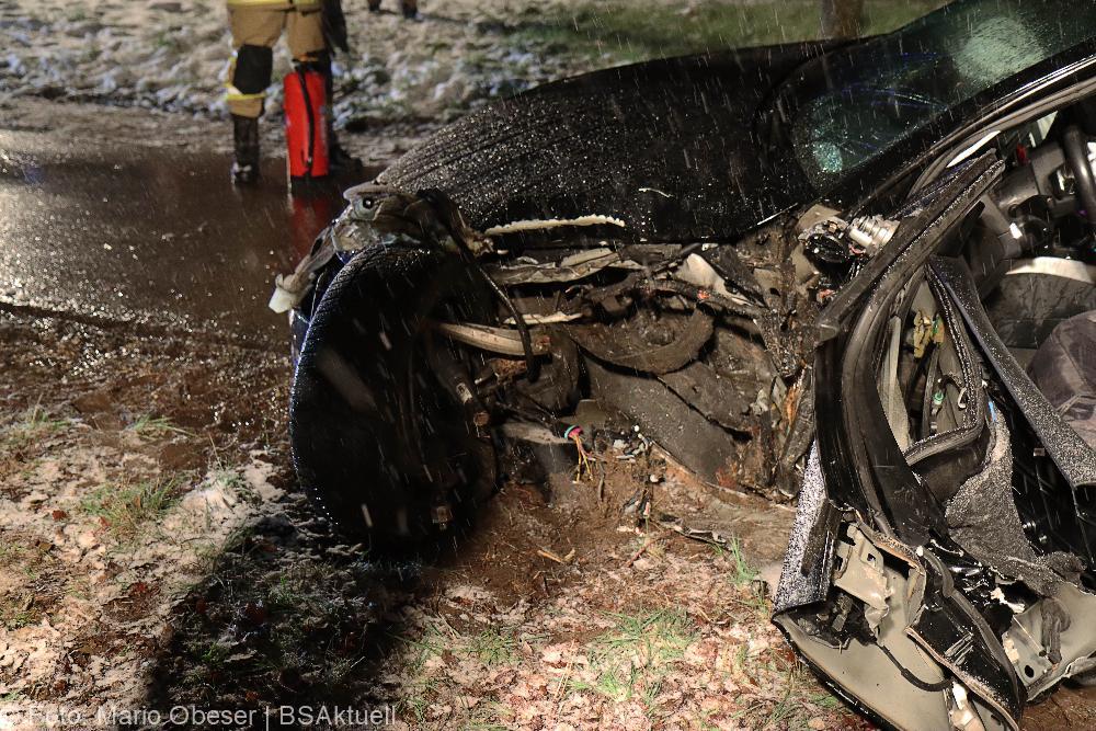 Unfall B16 Heubelsburg Ichenhausen 02042022