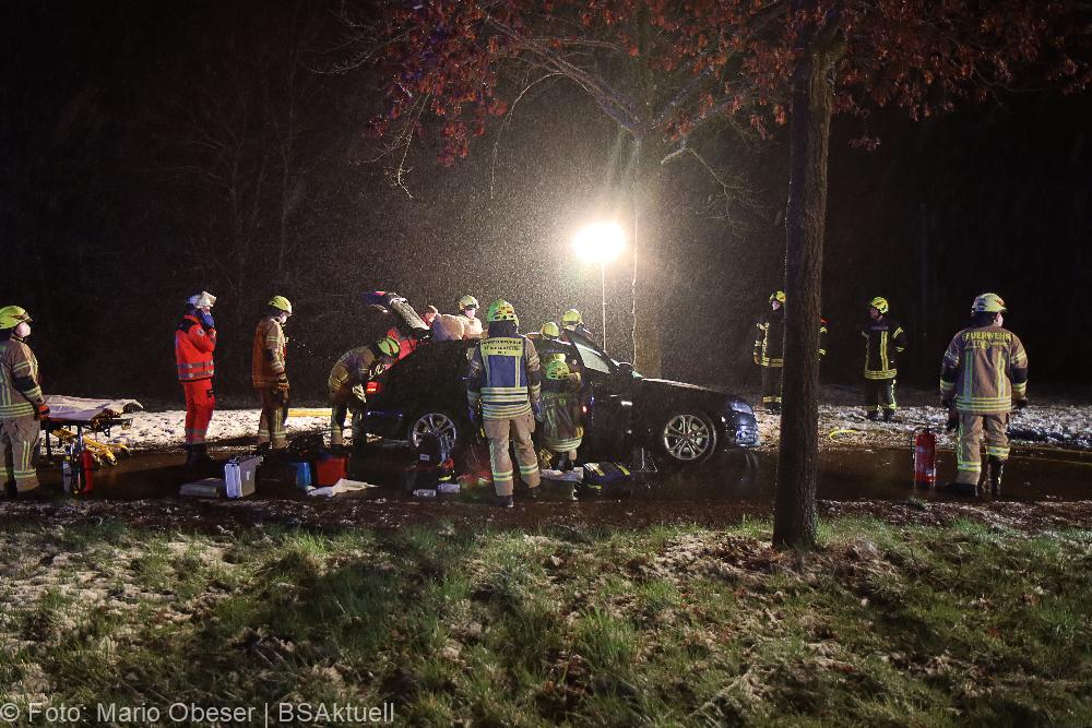 Unfall B16 Heubelsburg Ichenhausen 02042022