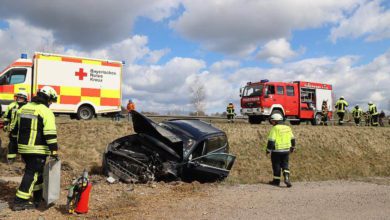 Unfall Scheppach Burgau Kreisverkehre 09042022