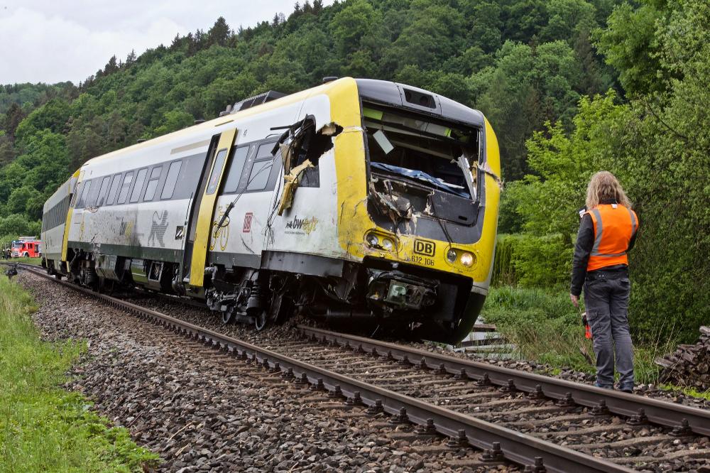 Arnegg Blaustein Unfall Bus Zug