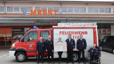 V-Markt Spende Feuerwehr Leinheim Reisensburg 05052022