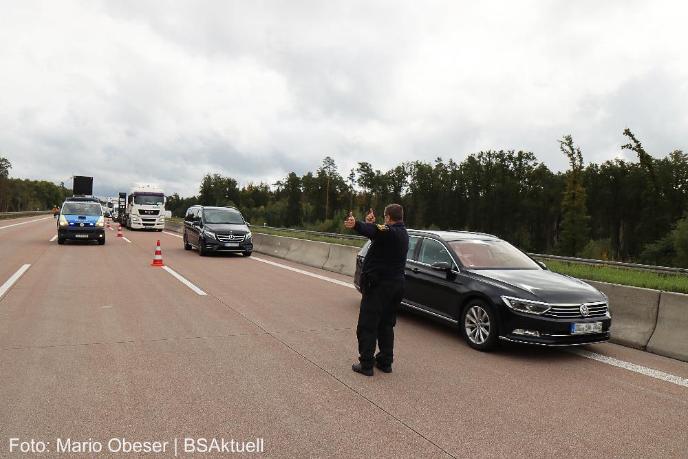 Fahrzeugbrand A8 Zusmarshausen Burgau 29092022
