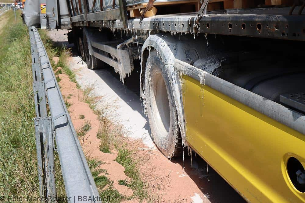 A8 Vinylkleber Sattelzug Günzburg Burgau 18062022