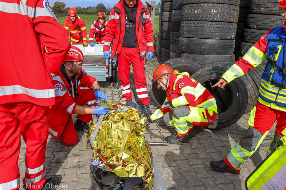 Große Katastrophenschutz-Übung bei Firma Rigdon in Günzburg