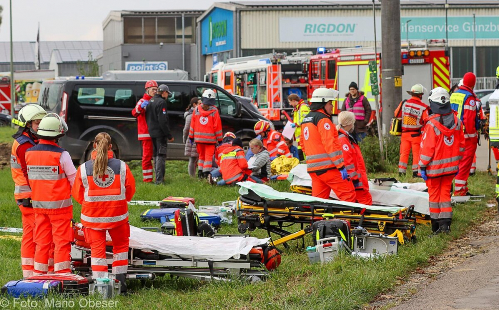 Große Katastrophenschutz-Übung bei Firma Rigdon in Günzburg