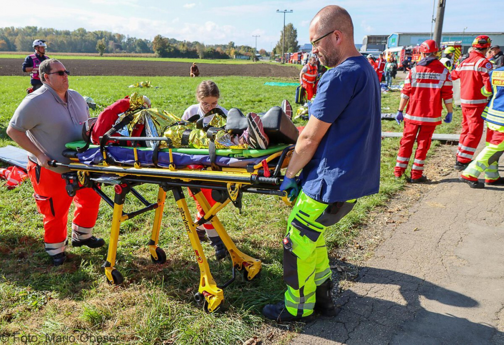 Große Katastrophenschutz-Übung bei Firma Rigdon in Günzburg