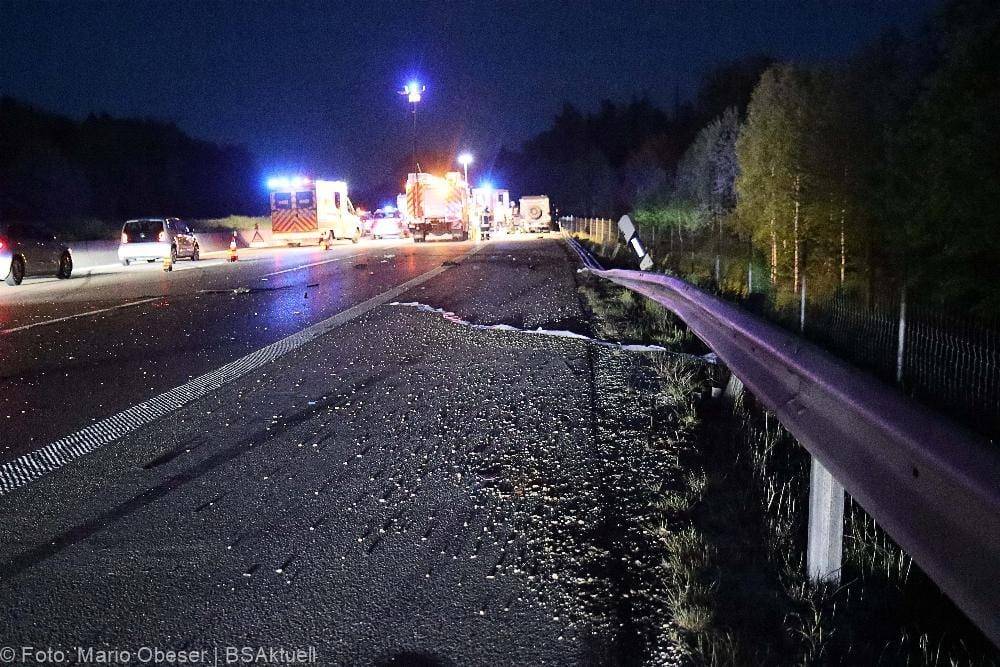 Auffahrunfall A8 Leipheim Guenzburg 23.05.2021