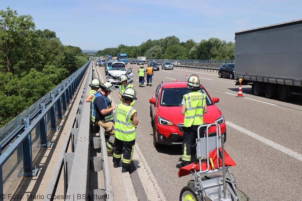 Unfall A8 bei Leipheim