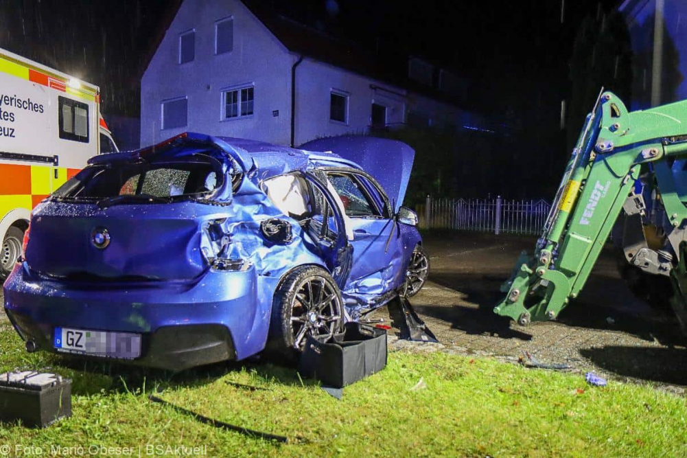 Am frühen Samstagmorgen, den 22. Juni 2024, kam es in Wattenweiler zu einem schweren Verkehrsunfall