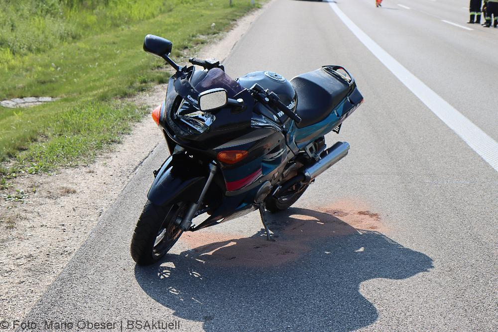 Unfall A8 Motorrad Transporter 09052022