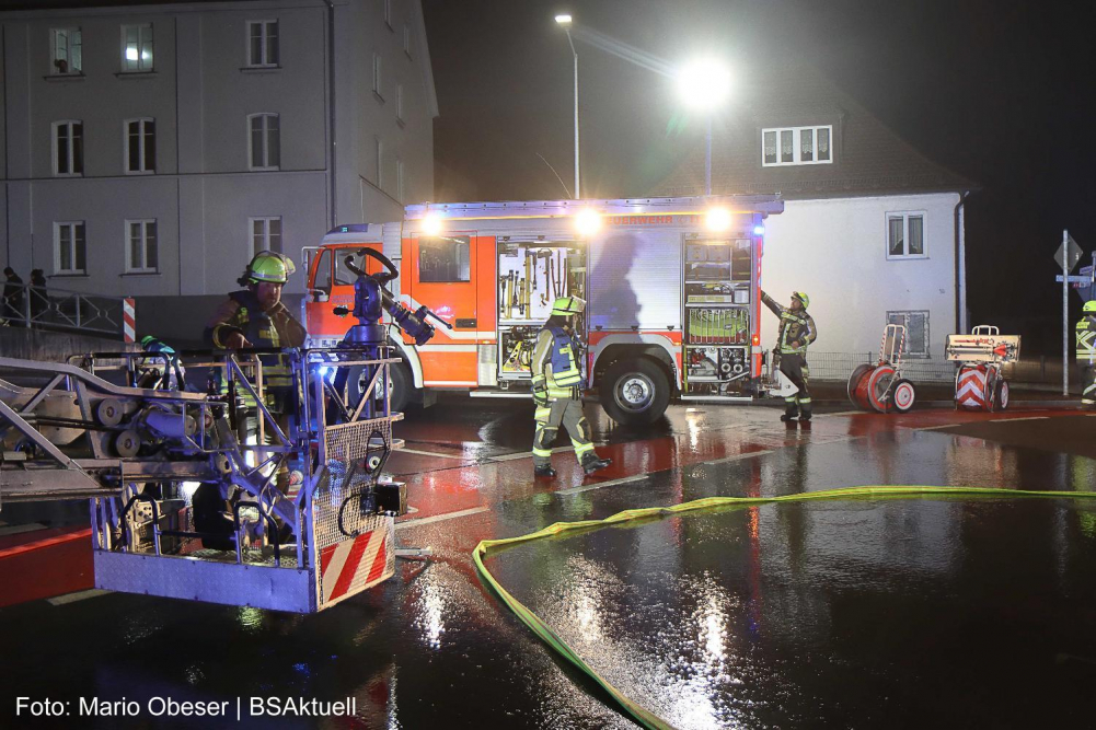 Am Montag, 19.09.2026, ist es gegen 17.30 Uhr in der Bahnhofsstraße in Günzburg zu einem Brand gekommen.