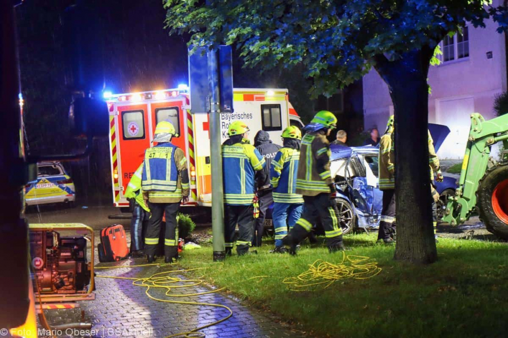 Am frühen Samstagmorgen, den 22. Juni 2024, kam es in Wattenweiler zu einem schweren Verkehrsunfall