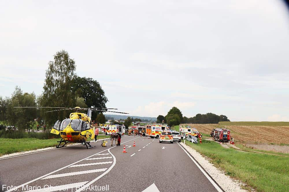 Unfall Ziemetshausen B300 06092022