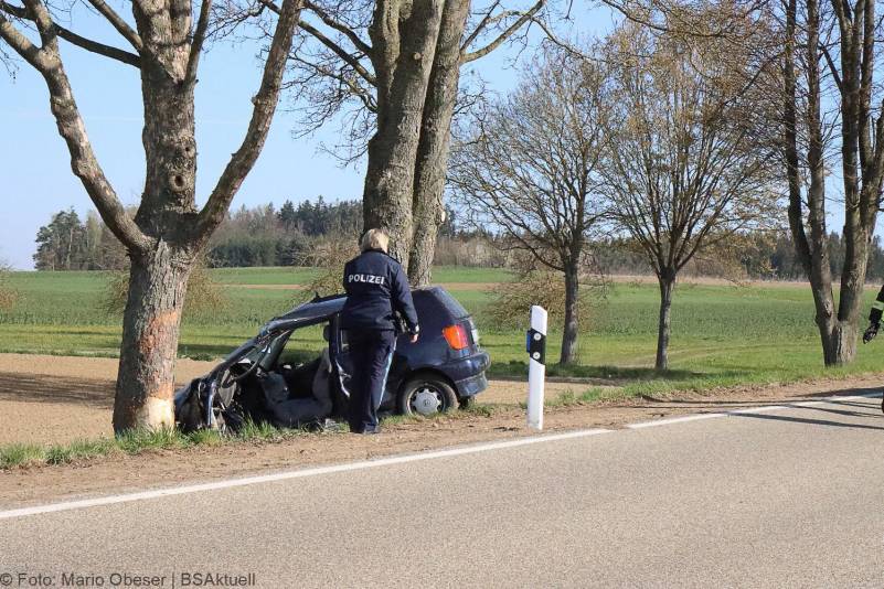 Unfall Pfaffenhofen Raunertshofen 26042021 14