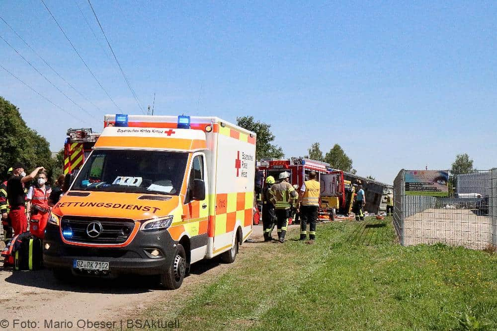 Muldenkipper kippt Gundremmingen