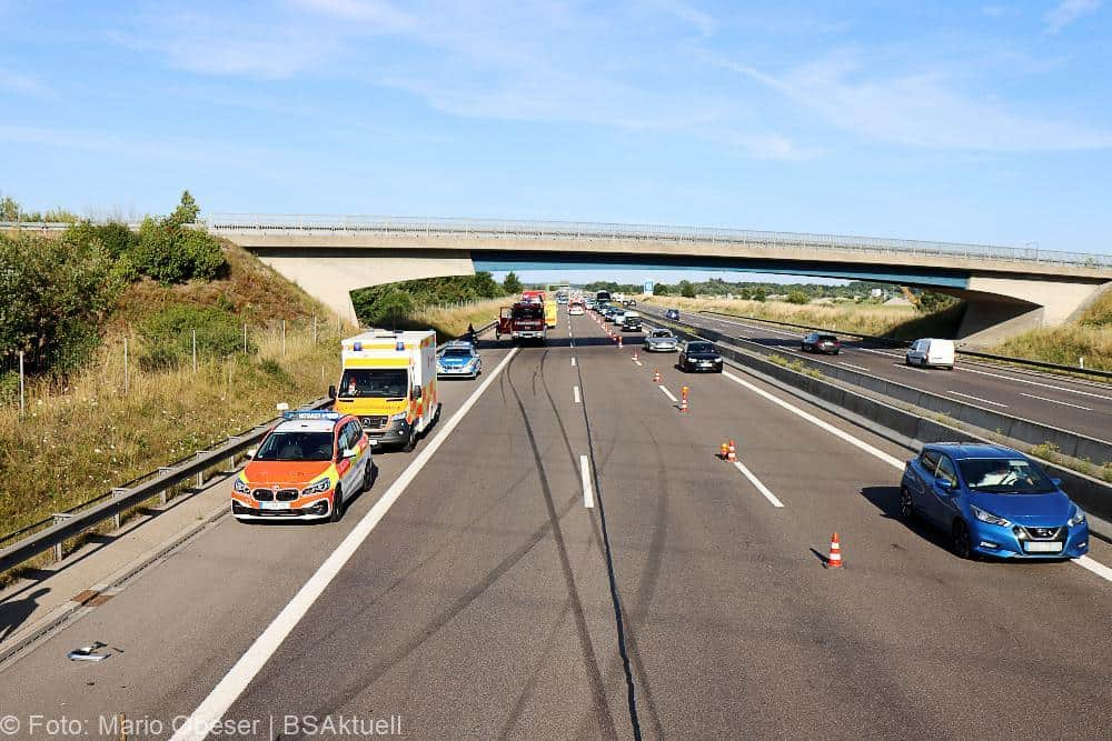 Unfall A8 Leipheim - Kreuz Elchingen 17072022