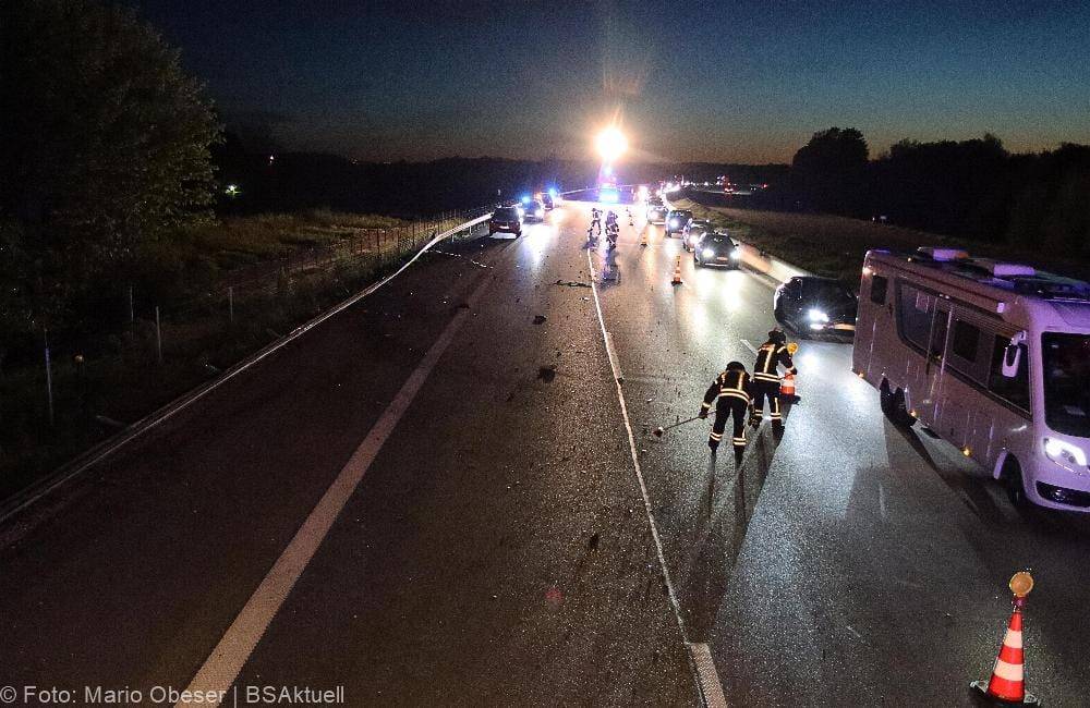 Auffahrunfall A8 Leipheim Guenzburg 23.05.2021
