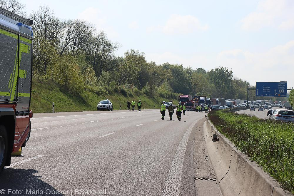 Unfall A8 Motorrad Transporter 09052022