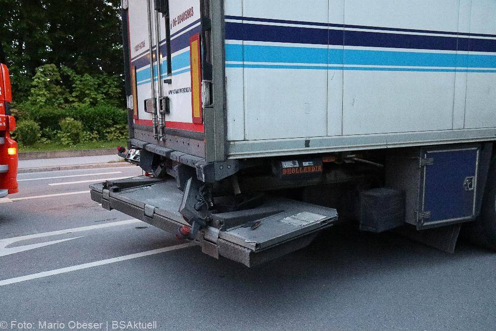 Unfall Lkw kollidieren Dillingen