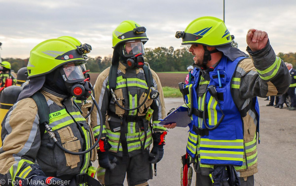 Große Katastrophenschutz-Übung bei Firma Rigdon in Günzburg
