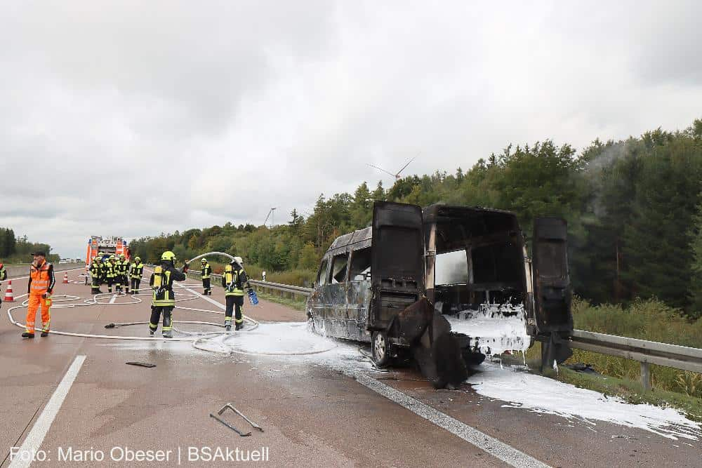 Fahrzeugbrand A8 Zusmarshausen Burgau 29092022
