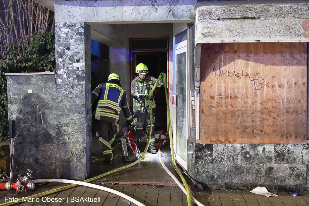 Am Montag, 19.09.2026, ist es gegen 17.30 Uhr in der Bahnhofsstraße in Günzburg zu einem Brand gekommen.