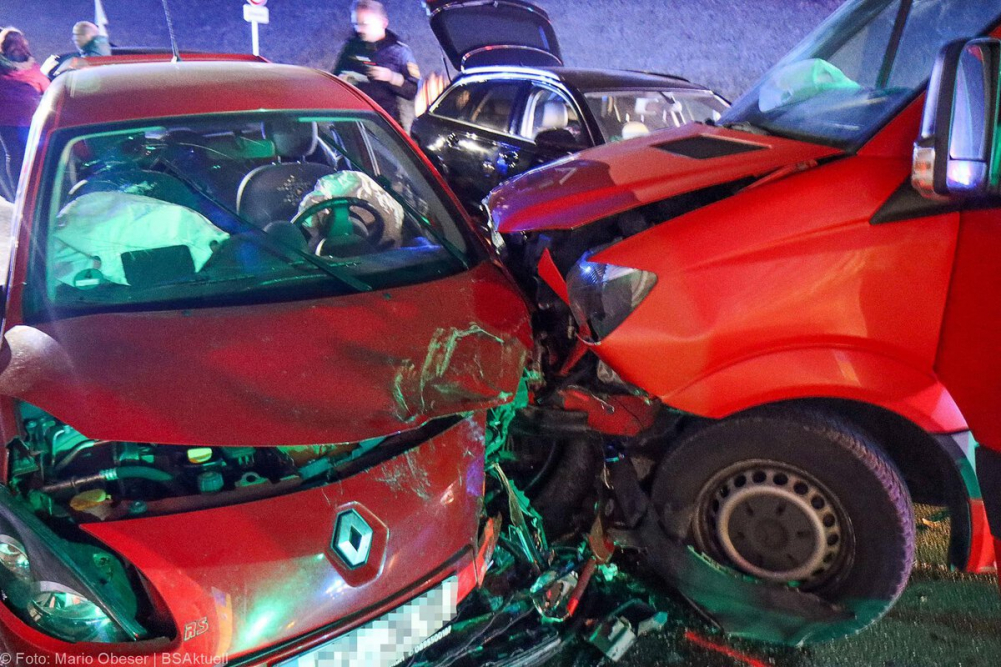 Am Dienstagabend, den 4. Februar 2025, ereignete sich gegen 17 Uhr ein Verkehrsunfall auf der Bundesstraße 16 bei Günzburg.