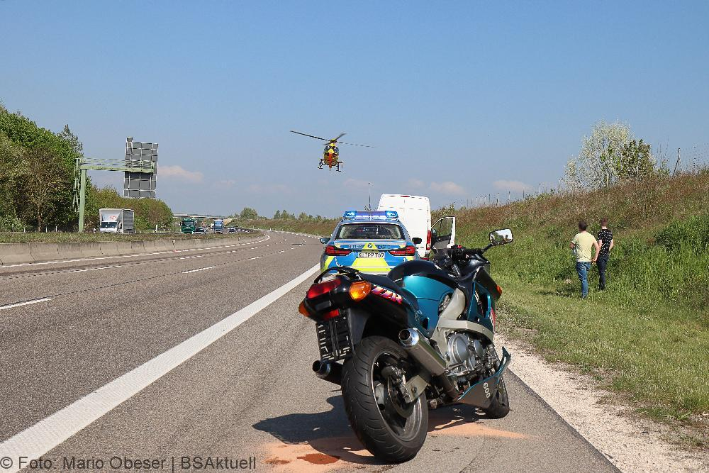 Unfall A8 Motorrad Transporter 09052022