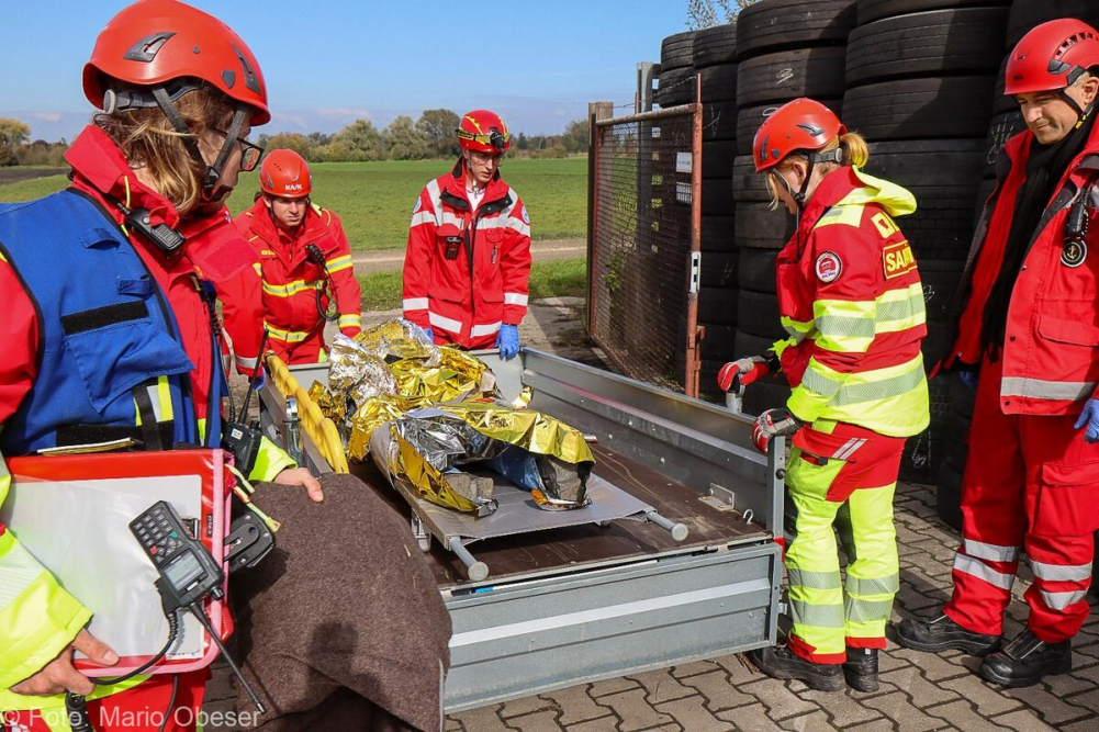 Große Katastrophenschutz-Übung bei Firma Rigdon in Günzburg