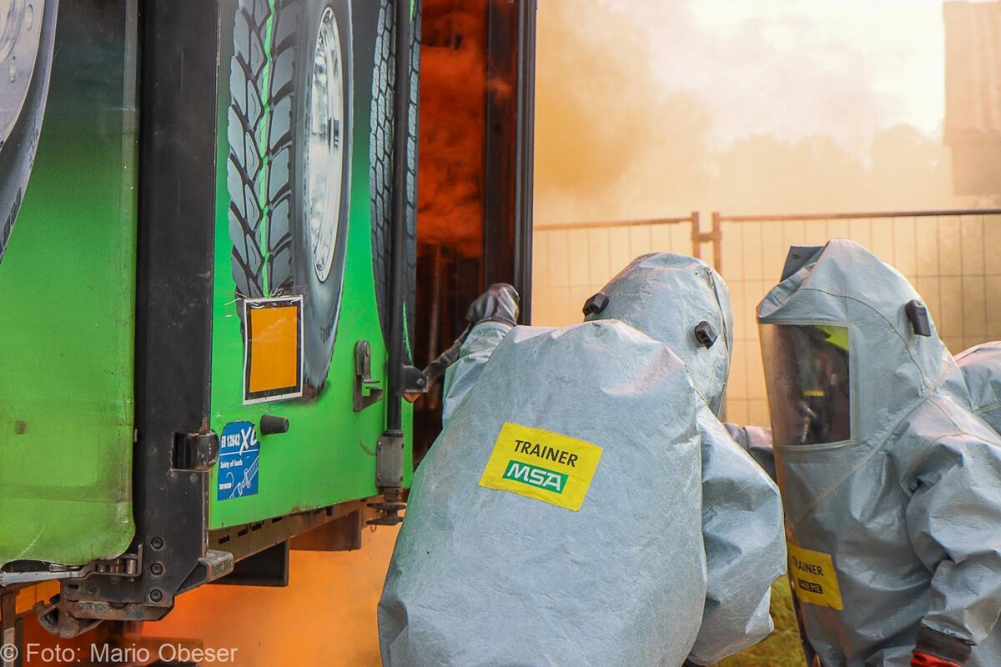 Große Katastrophenschutz-Übung bei Firma Rigdon in Günzburg