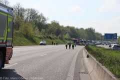 Unfall A8 Motorrad Transporter 09052022 12
