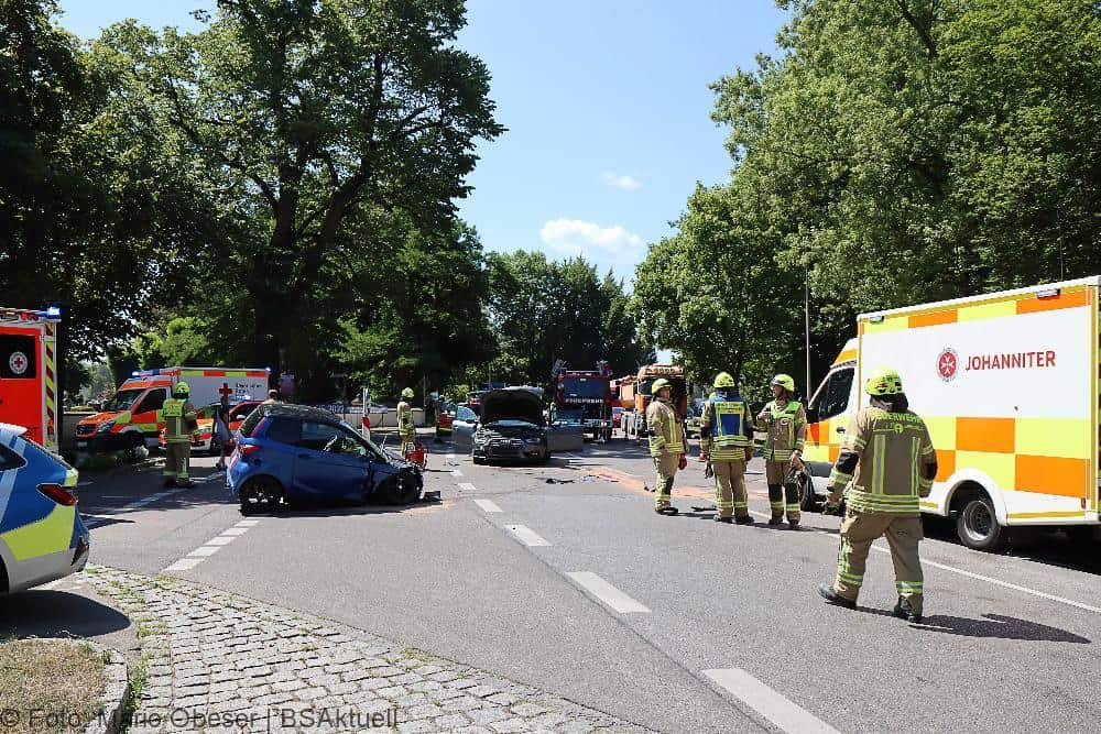Unfall Ichenhausen B16 15072022