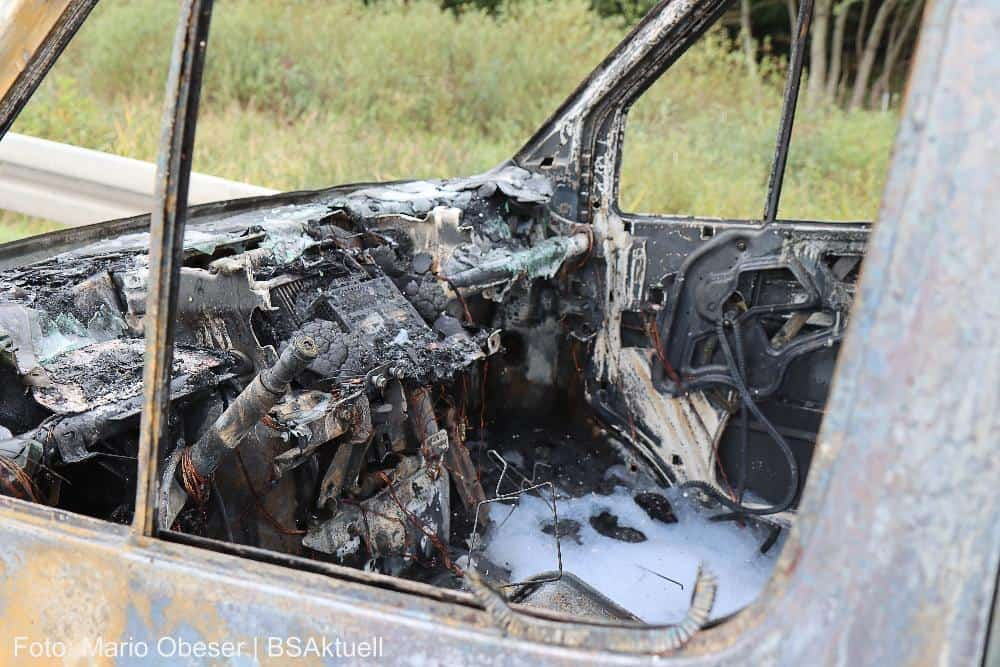 Fahrzeugbrand A8 Zusmarshausen Burgau 29092022
